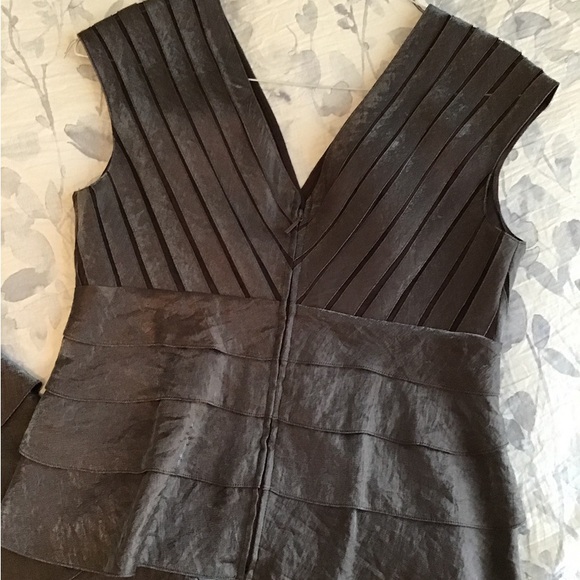 Adrianna Papell Shutter Pleated 2 Piece Dress 10 - Picture 3 of 13